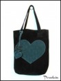 /album/bolsos/bolso-de-corazon-negro-azul-jpg/
